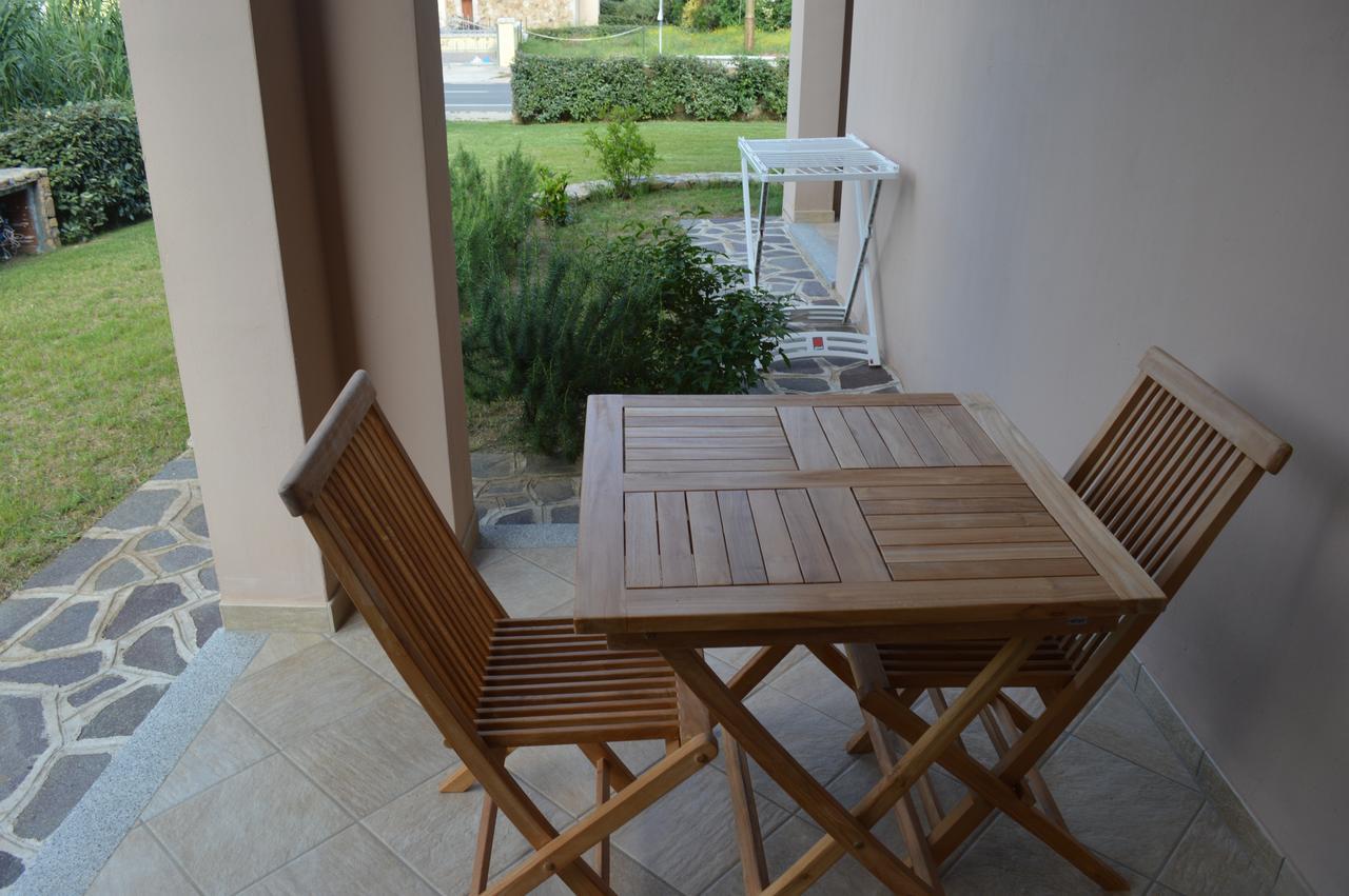 Guest Rooms Affittacamere Сан Теодоро Екстериор снимка