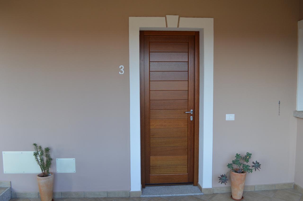 Guest Rooms Affittacamere Сан Теодоро Екстериор снимка