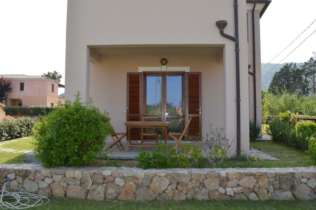 Guest Rooms Affittacamere Сан Теодоро Екстериор снимка